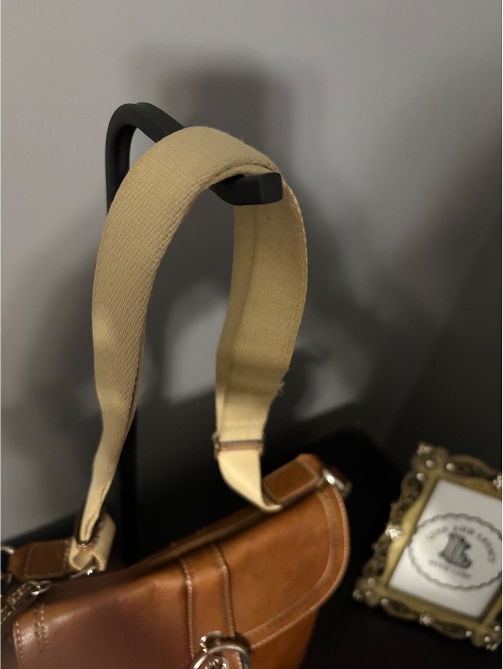 Coach Soho Y2K Vintage Tan Leather Buckle Flap Bag Crossbody - Picture 3 of 9